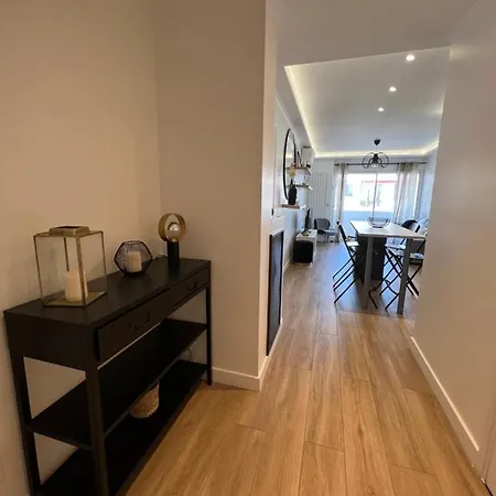 Cosy 2 Bedrooms Croisette Apartment *